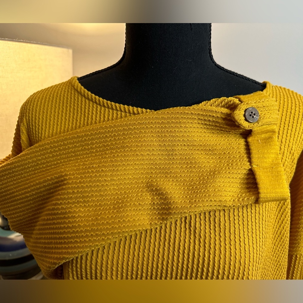 Set The Stage Ribbed Pullover - XL - Picture 6 of 10